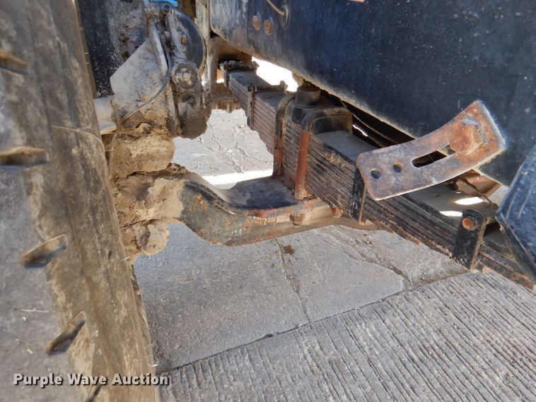 image for item DN2563 2000 Mack DM690S  ready mix truck