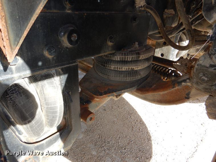 image for item DN2563 2000 Mack DM690S  ready mix truck