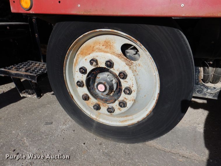 image for item DN2563 2000 Mack DM690S  ready mix truck