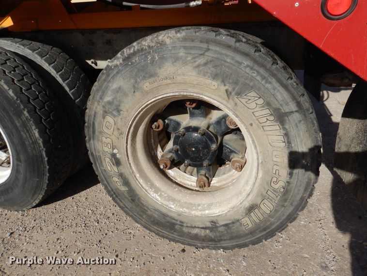 image for item DN2563 2000 Mack DM690S  ready mix truck