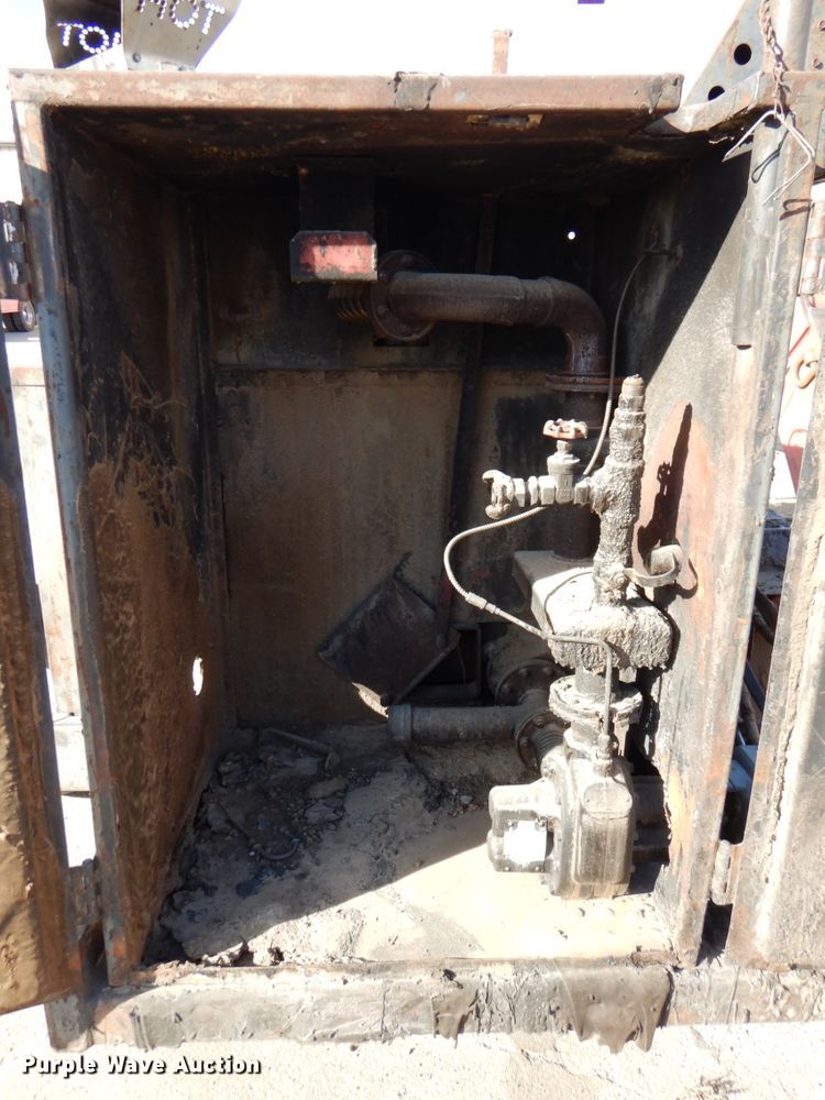 image for item DN2566 2001 Cimline Magma 230  melter applicator