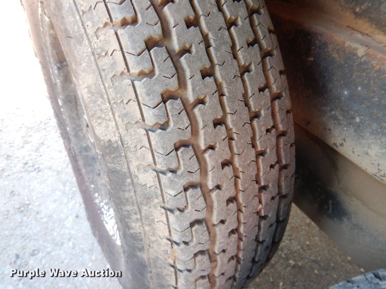 image for item DN2566 2001 Cimline Magma 230  melter applicator