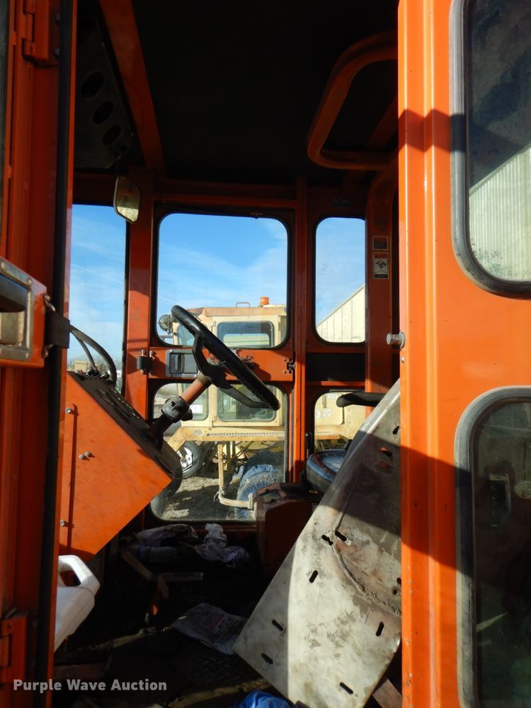 image for item DN2568 2016 Broce KR350  broom