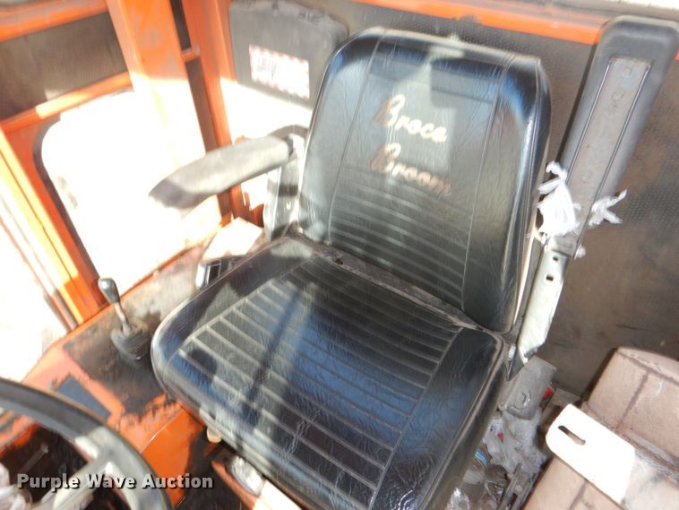 image for item DN2568 2016 Broce KR350  broom