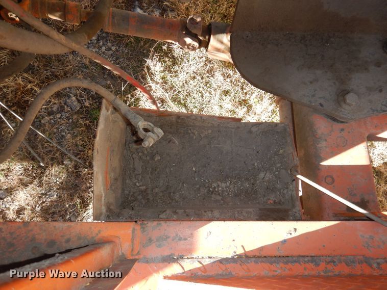 image for item DN2568 2016 Broce KR350  broom