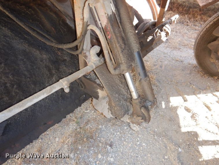 image for item DN2568 2016 Broce KR350  broom