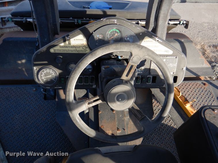 image for item DN2571 Ingersoll Rand DD-138  double drum vibratory roller