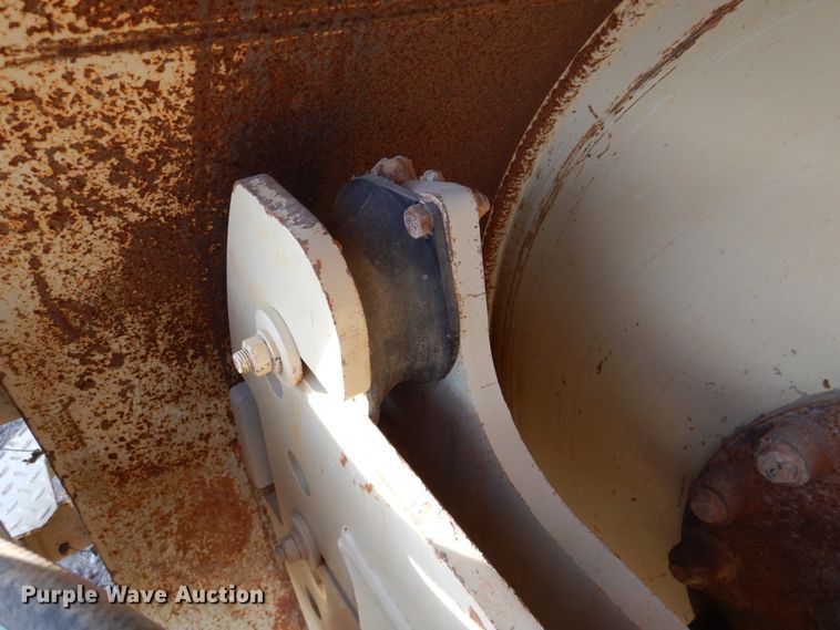 image for item DN2571 Ingersoll Rand DD-138  double drum vibratory roller