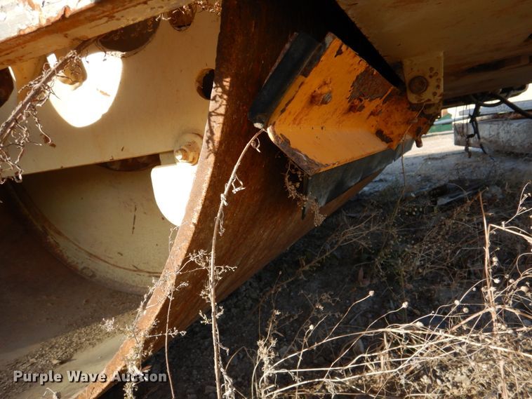 image for item DN2571 Ingersoll Rand DD-138  double drum vibratory roller