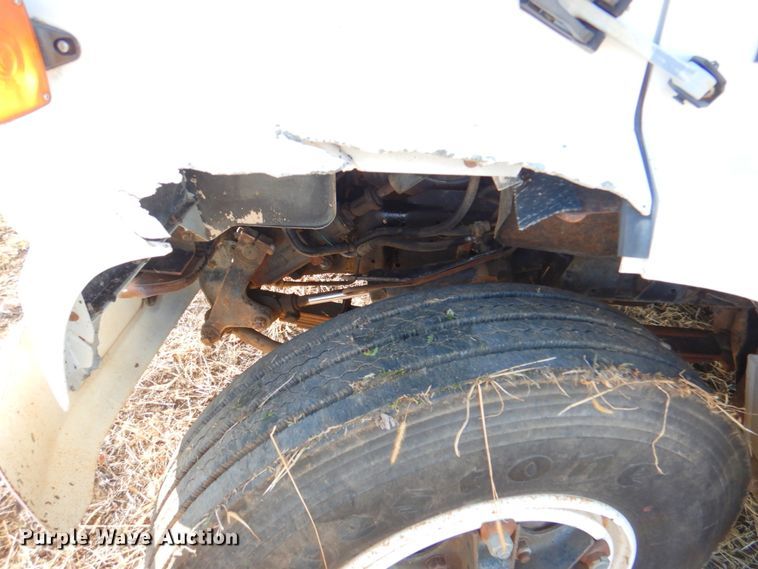 image for item DN2620 1989 GMC C7000  crane truck