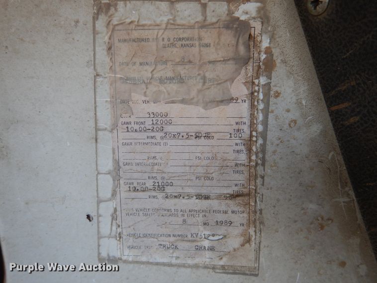 image for item DN2620 1989 GMC C7000  crane truck