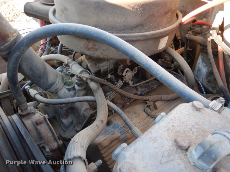 image for item DN2620 1989 GMC C7000  crane truck