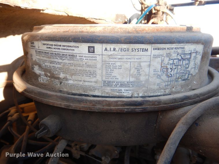 image for item DN2620 1989 GMC C7000  crane truck