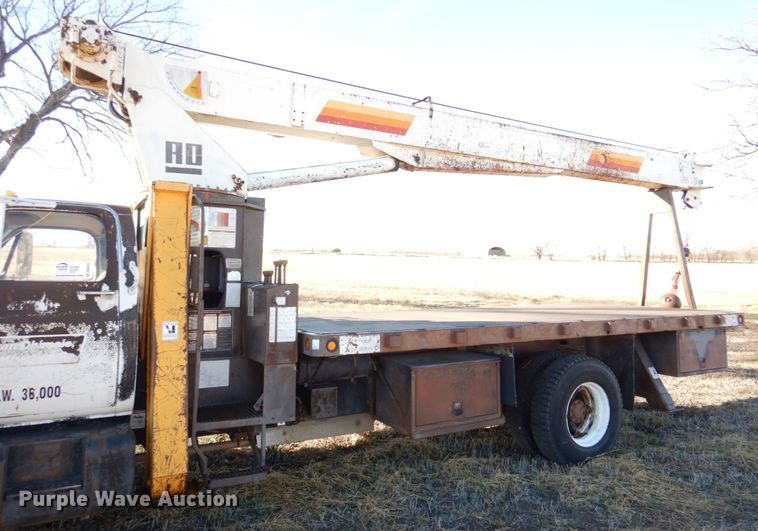 image for item DN2620 1989 GMC C7000  crane truck