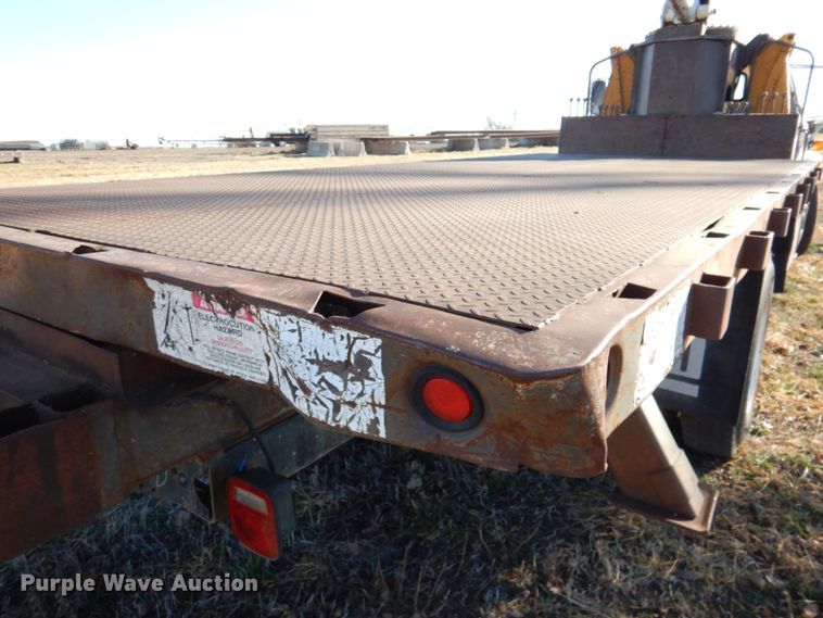 image for item DN2620 1989 GMC C7000  crane truck