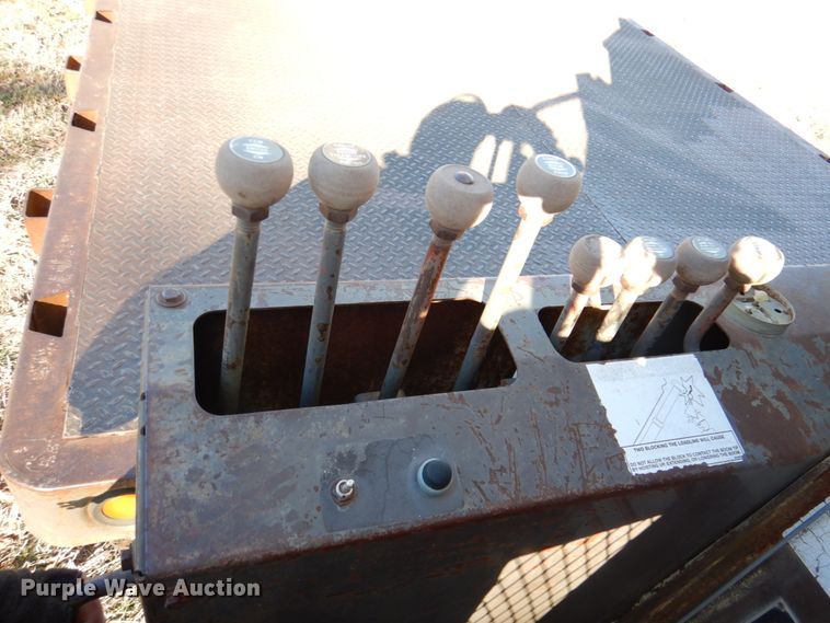 image for item DN2620 1989 GMC C7000  crane truck