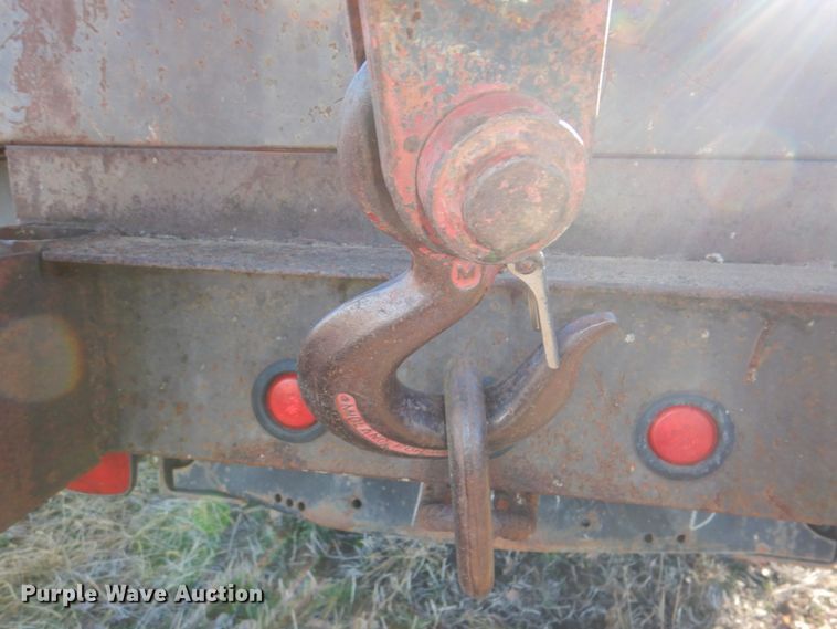 image for item DN2620 1989 GMC C7000  crane truck