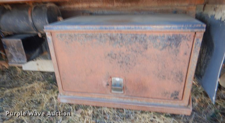 image for item DN2620 1989 GMC C7000  crane truck