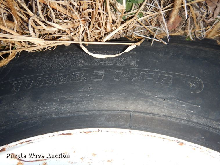 image for item DN2620 1989 GMC C7000  crane truck