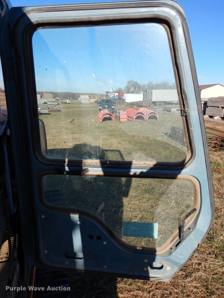 image for item DN2621 1994 Hitachi EX200LC-3  excavator