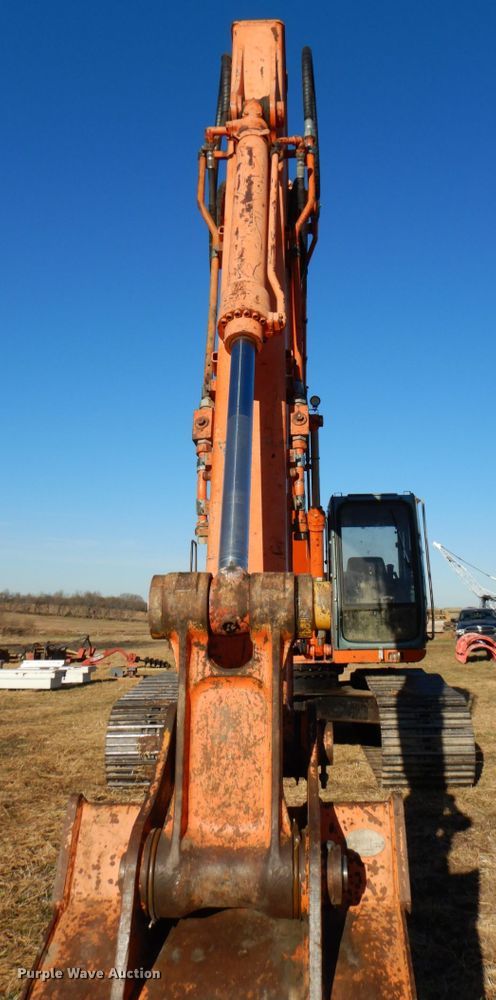 image for item DN2621 1994 Hitachi EX200LC-3  excavator