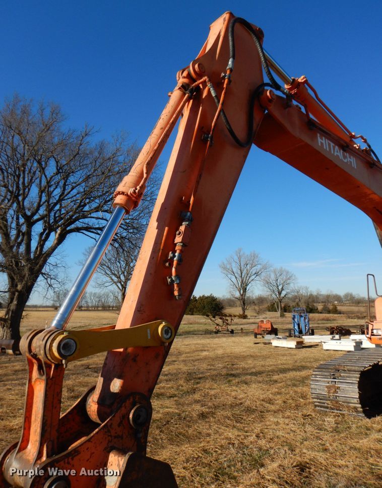 image for item DN2621 1994 Hitachi EX200LC-3  excavator