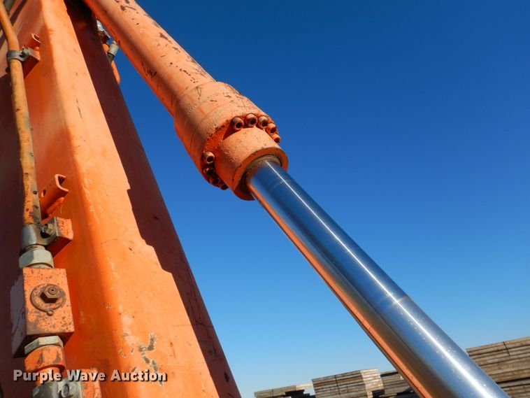 image for item DN2621 1994 Hitachi EX200LC-3  excavator