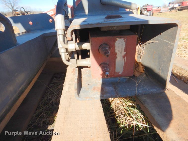 image for item DN2632 Simon outrigger