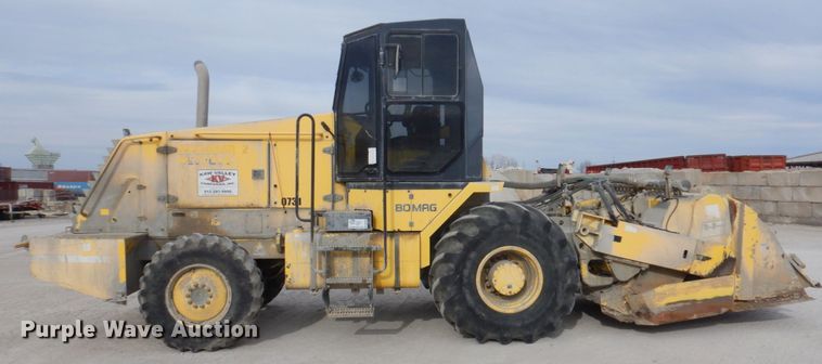 image for item DN2646 2012 Bomag MPH364R-2  recycler
