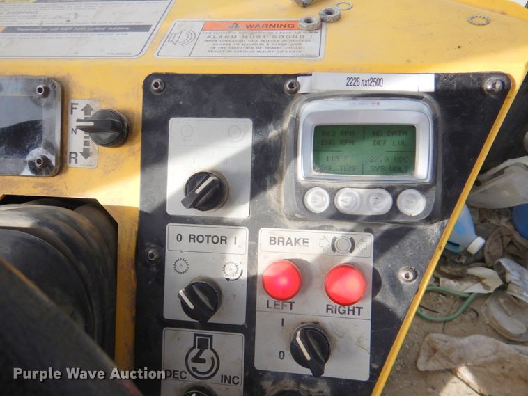 image for item DN2646 2012 Bomag MPH364R-2  recycler