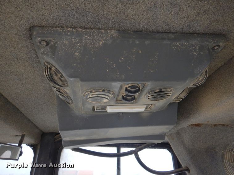 image for item DN2646 2012 Bomag MPH364R-2  recycler