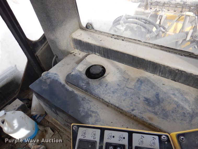 image for item DN2646 2012 Bomag MPH364R-2  recycler