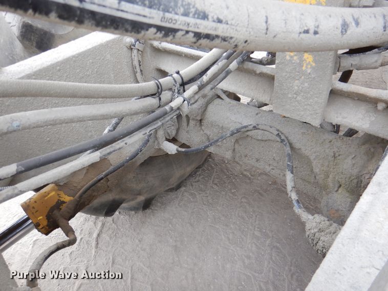 image for item DN2646 2012 Bomag MPH364R-2  recycler