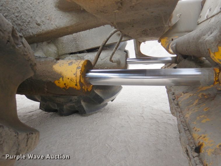 image for item DN2646 2012 Bomag MPH364R-2  recycler