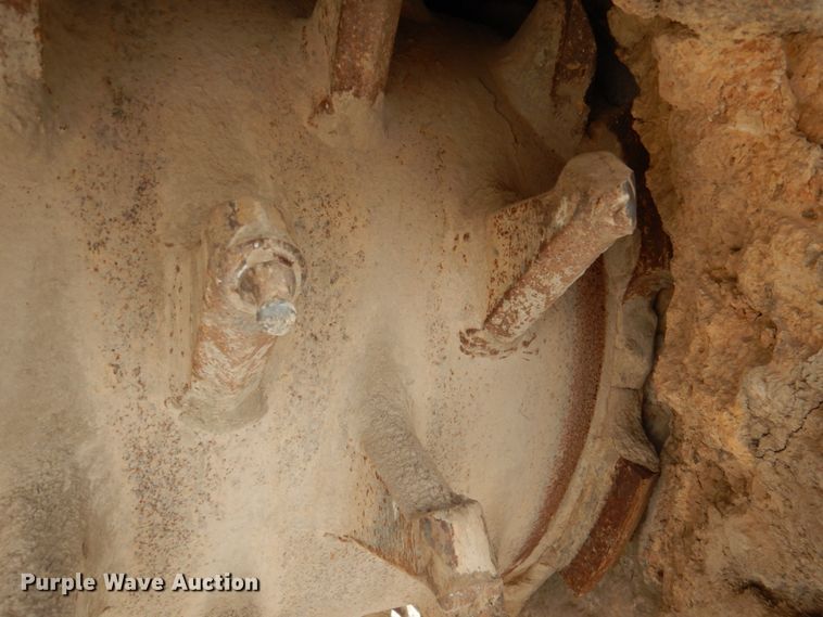 image for item DN2646 2012 Bomag MPH364R-2  recycler