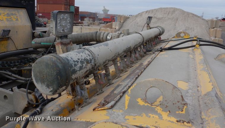 image for item DN2646 2012 Bomag MPH364R-2  recycler