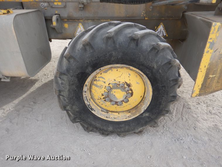 image for item DN2646 2012 Bomag MPH364R-2  recycler