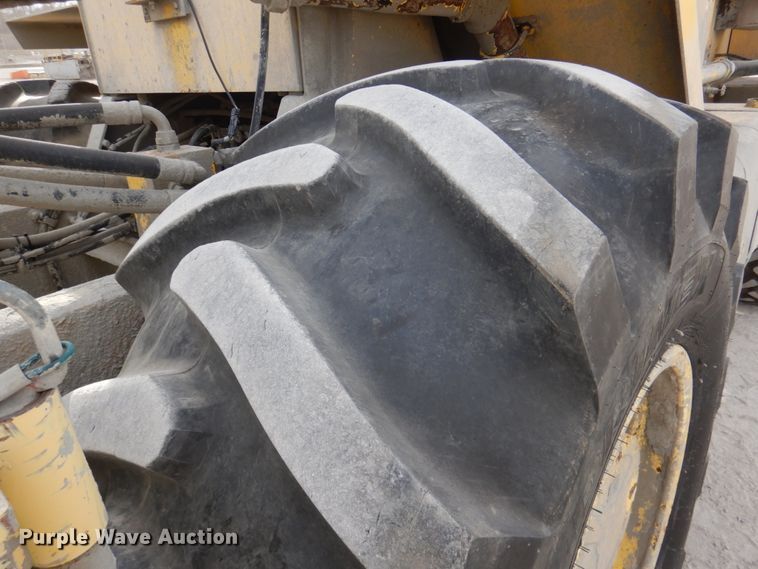 image for item DN2646 2012 Bomag MPH364R-2  recycler