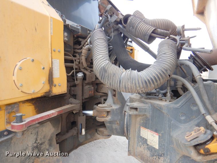 image for item DN2648 2008 Komatsu HM400-2  haul truck