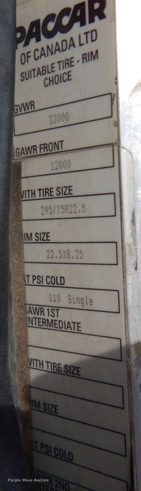 image for item DN2650 2006 Peterbilt 335  fuel / lube truck