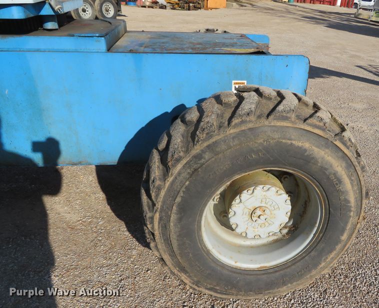 image for item DN7853 1998 Genie S-65  boom lift