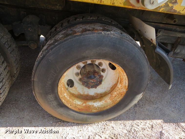 image for item DN7854 1985 Western Star 4900  dump truck