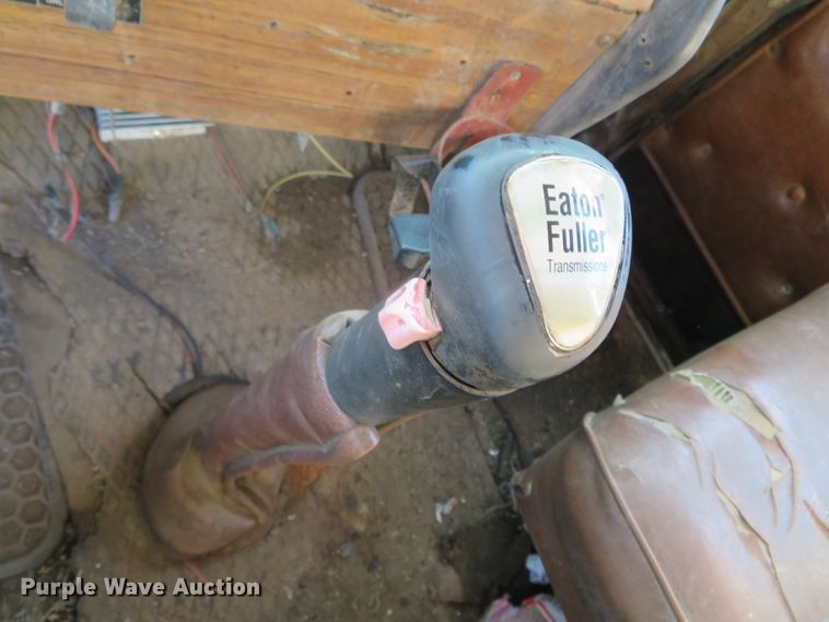 image for item DN7854 1985 Western Star 4900  dump truck