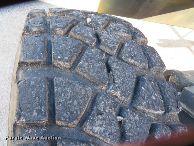 image for item DN7855 2004 Grove MZ82X  boom lift