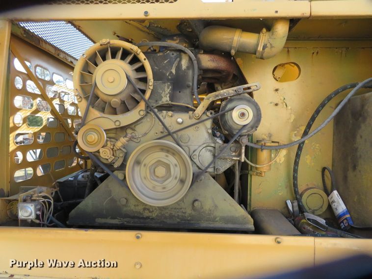 image for item DN7855 2004 Grove MZ82X  boom lift