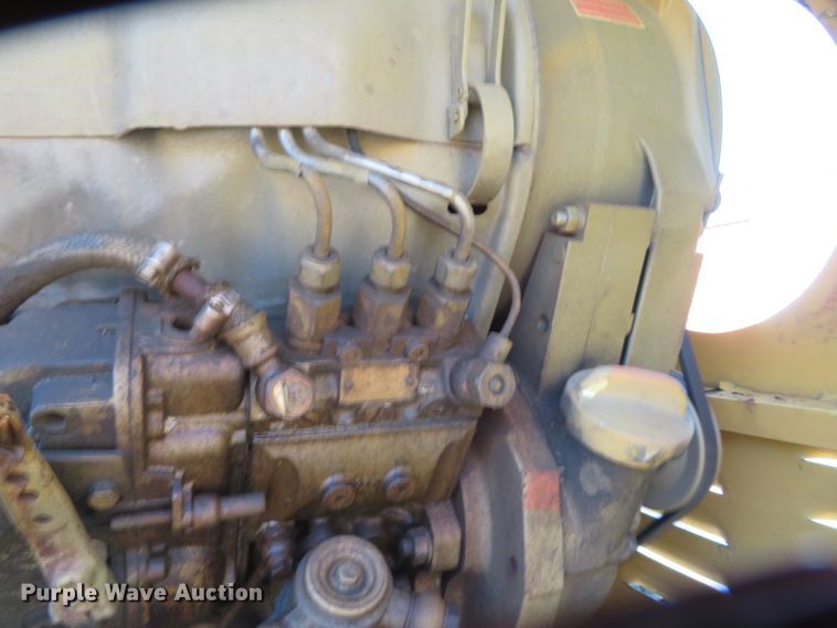 image for item DN7855 2004 Grove MZ82X  boom lift