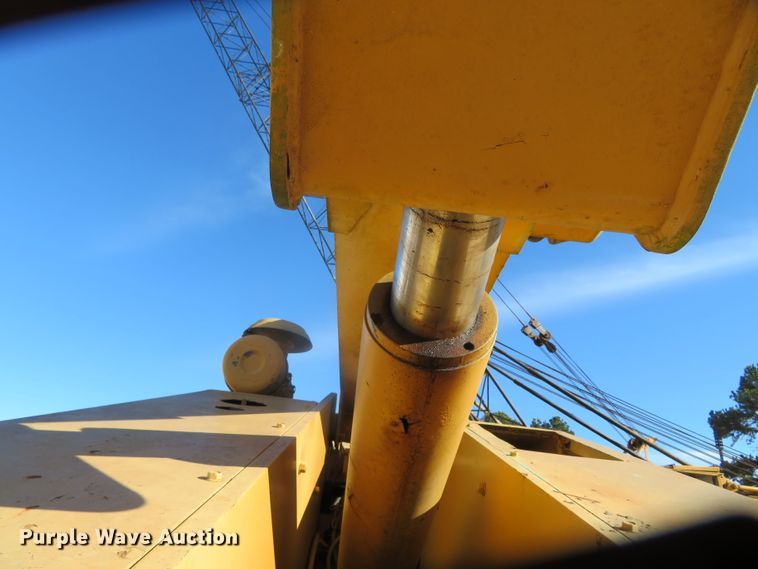 image for item DN7855 2004 Grove MZ82X  boom lift