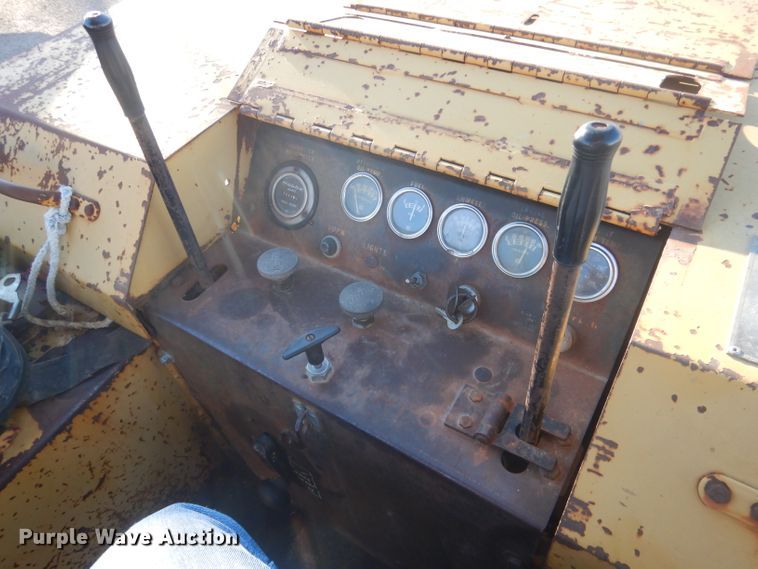 image for item HU9365 Ferguson 46A  double drum roller