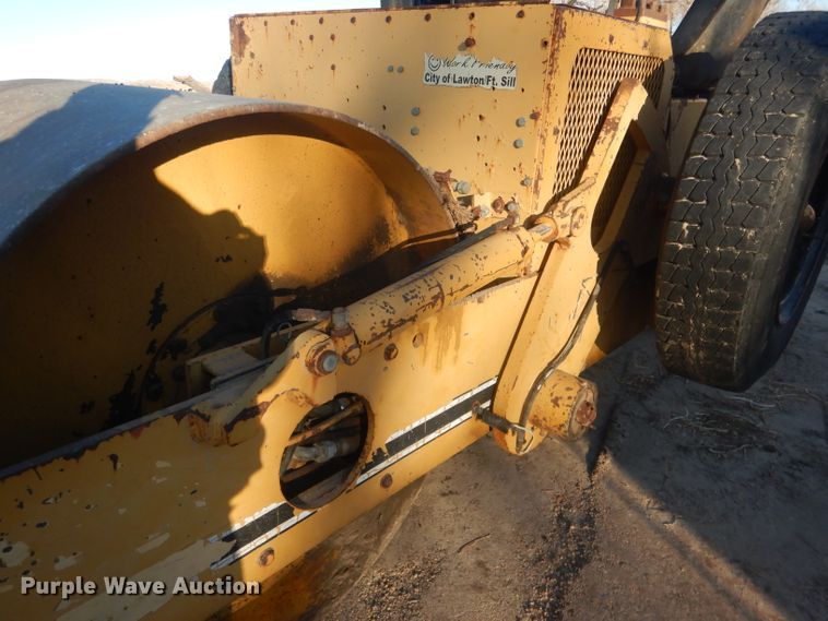 image for item HU9365 Ferguson 46A  double drum roller