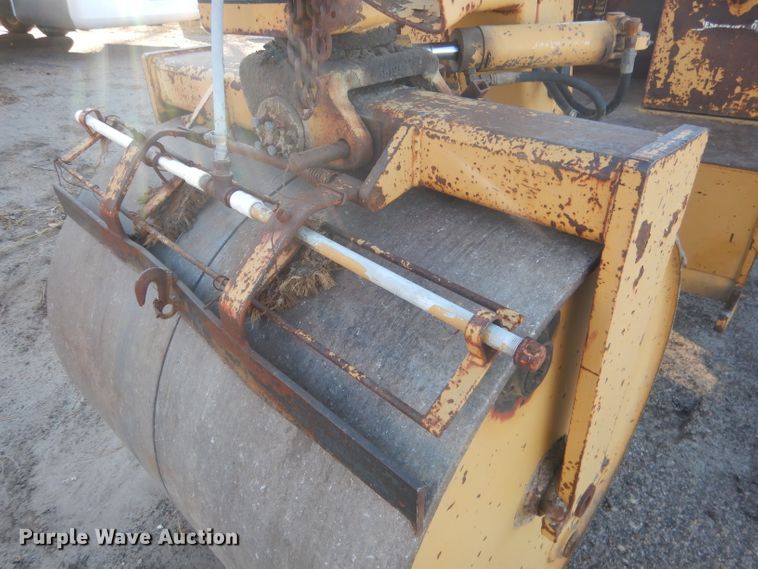 image for item HU9365 Ferguson 46A  double drum roller